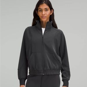 Lululemon brushed softstreme funnel jacket in black size 4